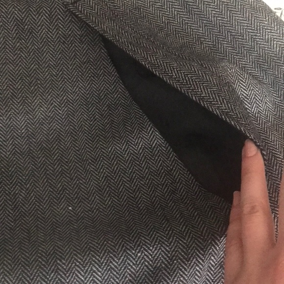 Poncho - Picture 3 of 3